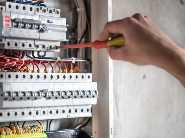 Different Career Options for An Electrician