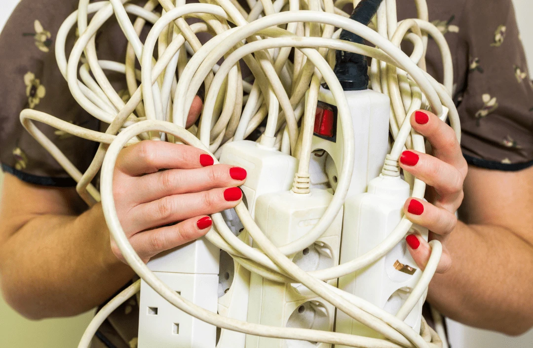 Unsafe DIY electrical tasks in Toronto